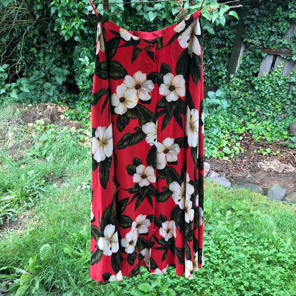 Dana Buchman Dresses & Skirts - Dana Buchman silk skirt with pockets size 10
